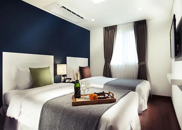N Fourseason Myeongdong Hotel 3*
