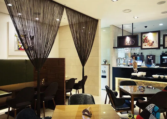 N Fourseason Myeongdong 3*