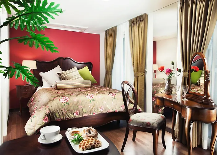 Hotel N Fourseason Myeongdong 3*